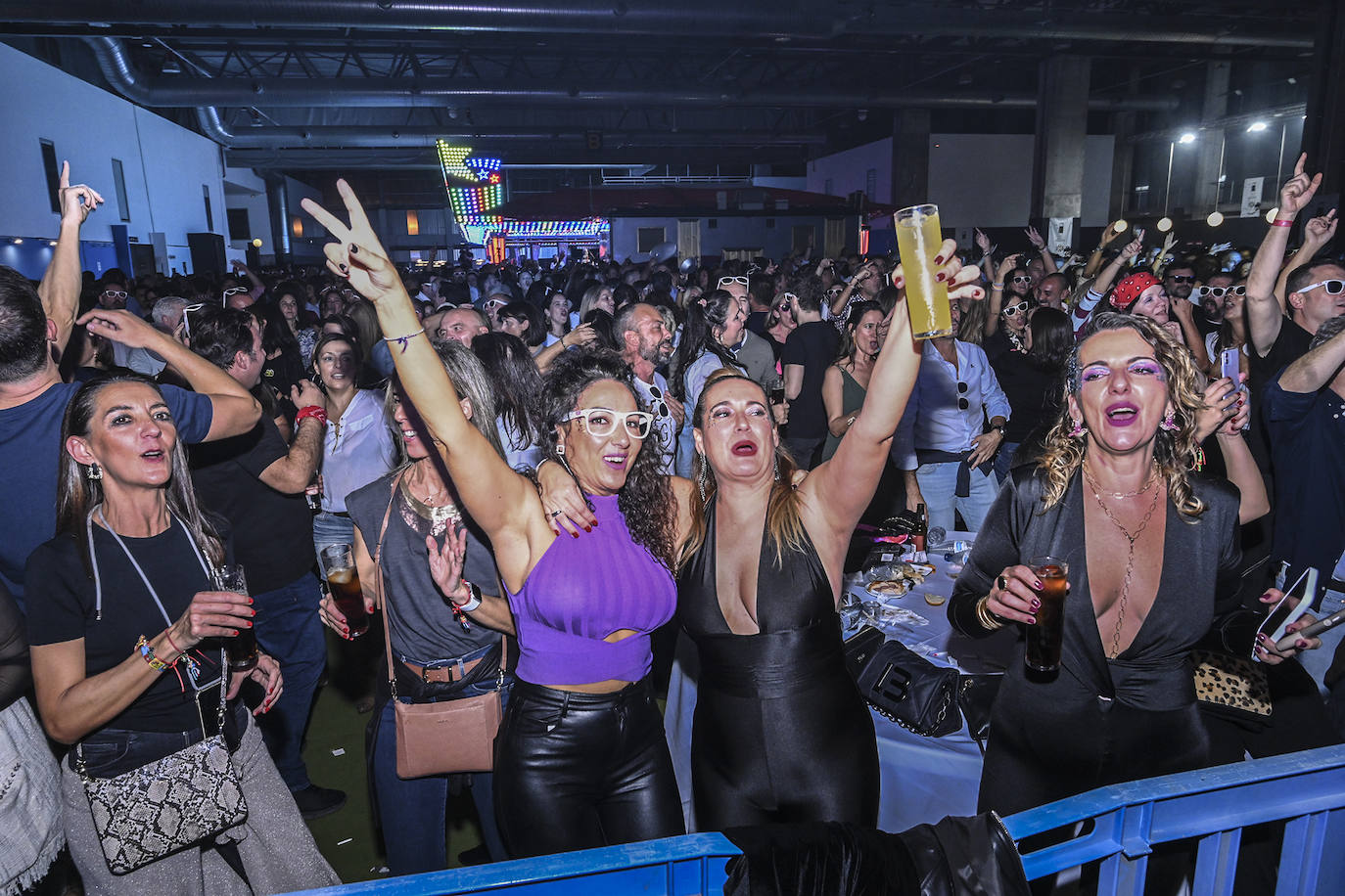 Búscate en la fiesta 501 de Badajoz