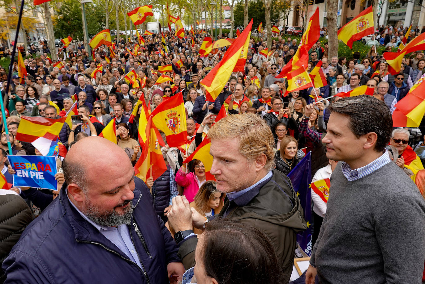Gran afluencia en la manifestación del PP contra la amnistía en Badajoz
