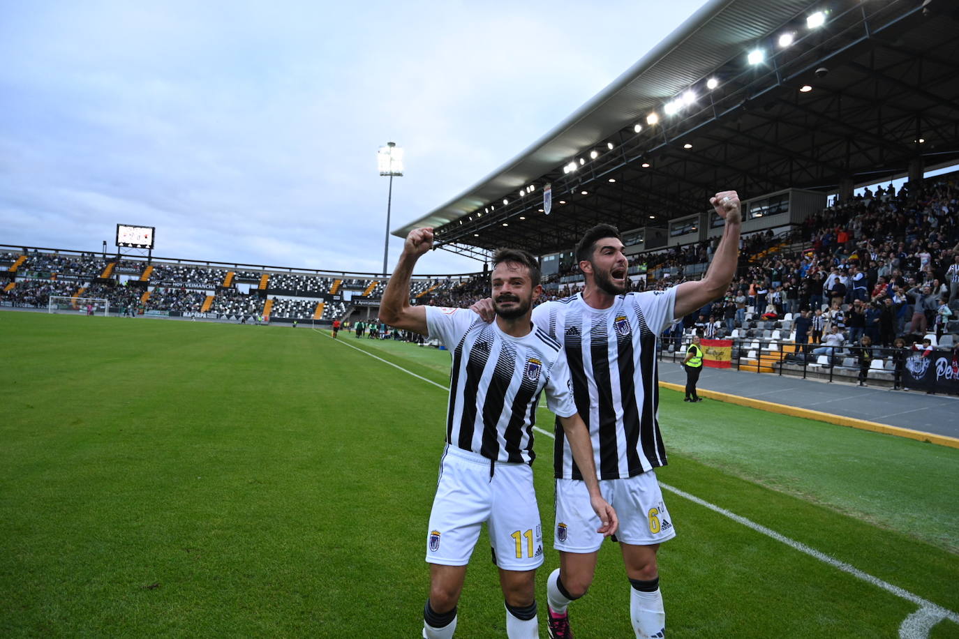 El partido Badajoz-Cacereño, en imágenes