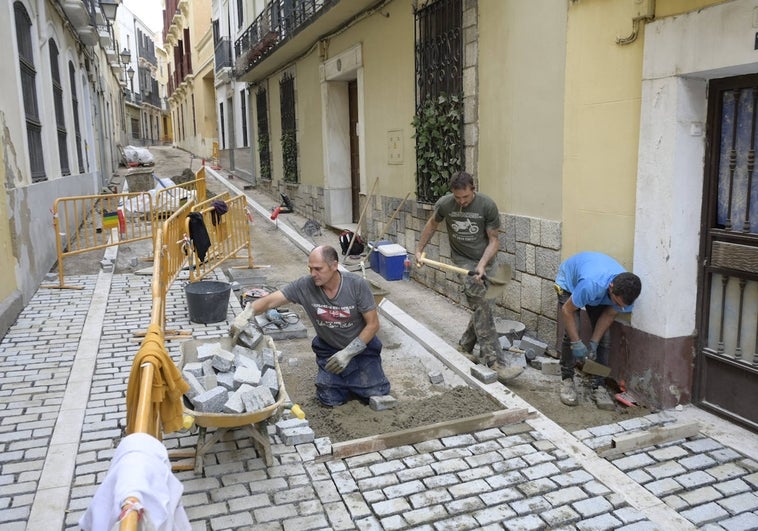 Obra de instalación de la plataforma en Bravo Murillo.