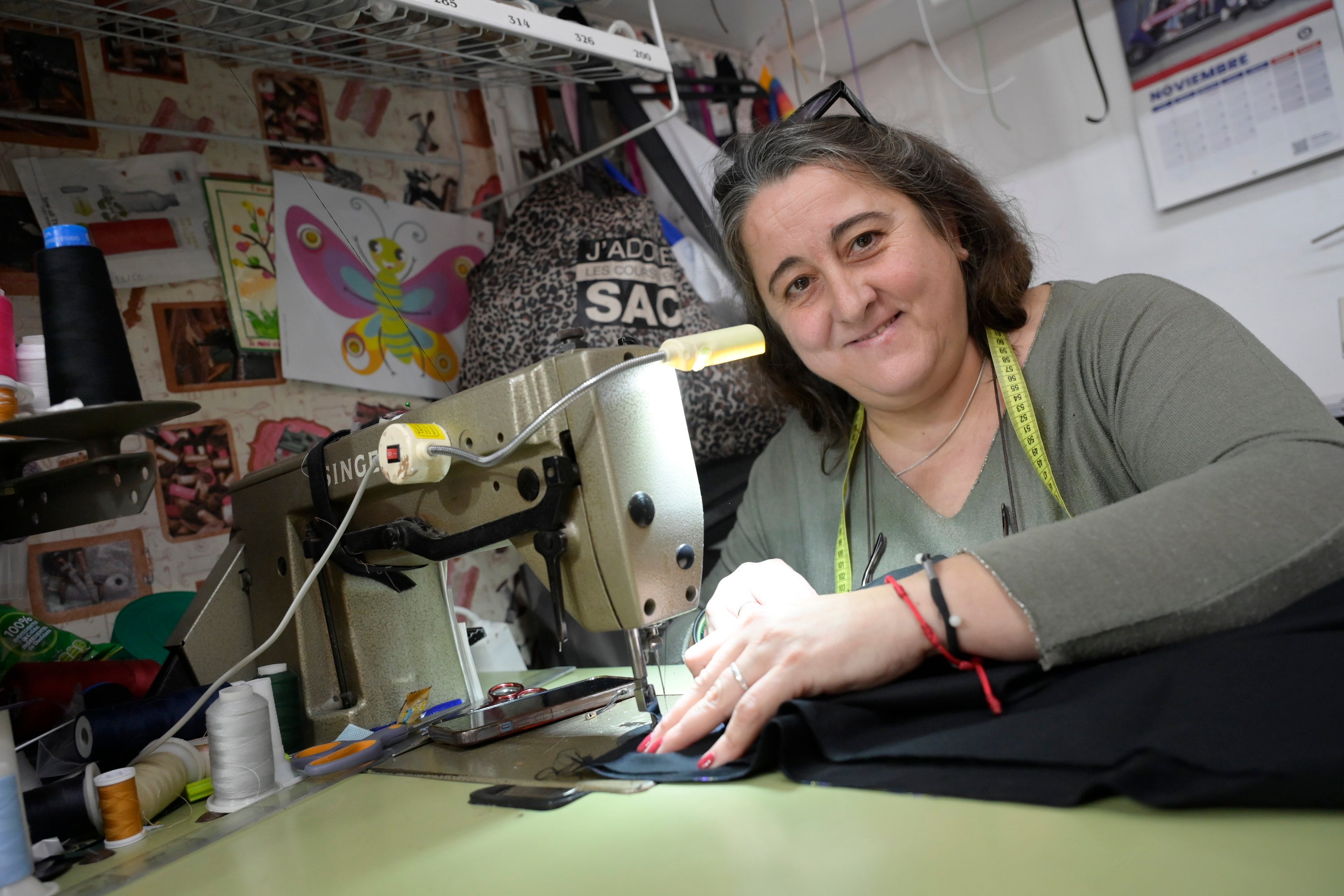 Imagen secundaria 1 - Varias mercerías de Badajoz.