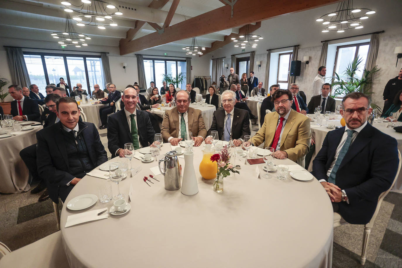 Juan Palacios, José Ángel Sánchez, Urbano Caballo, Pelayo Moreno, Francisco Javier Peinado y Francisco Carrera