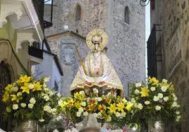 Imagen de la virgen de la Montaña de Cáceres.