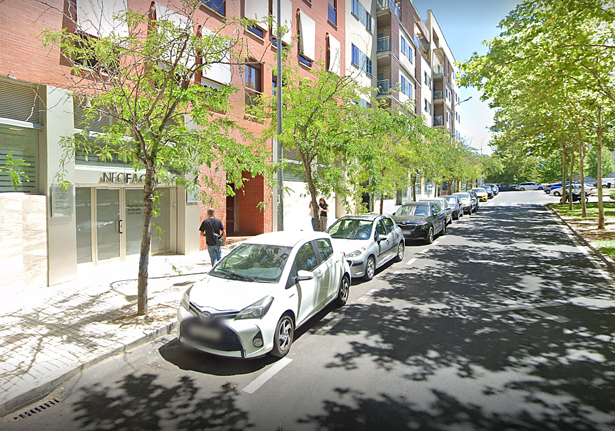 Herida grave una trabajadora de 46 años tras caerse de unas escaleras en Badajoz