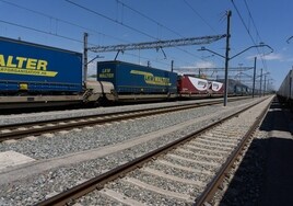 Adif mejorará la línea de Ciudad Real de la autopista ferroviaria que pasa por Extremadura