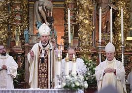 Toma de posesión del arzobispo de Mérida-Badajoz, José Rodríguez Carballo, en la Catedral