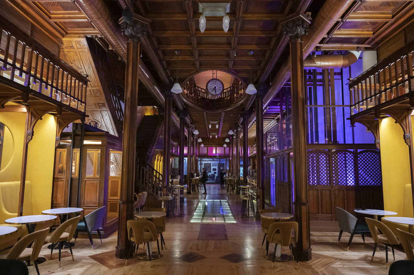 Así luce por dentro el edificio de las Tres Campanas