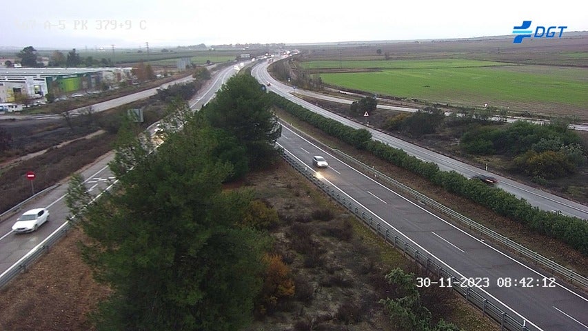 Kilómetro 379 de la A-5, cerca de donde ha ocurrido el accidente.