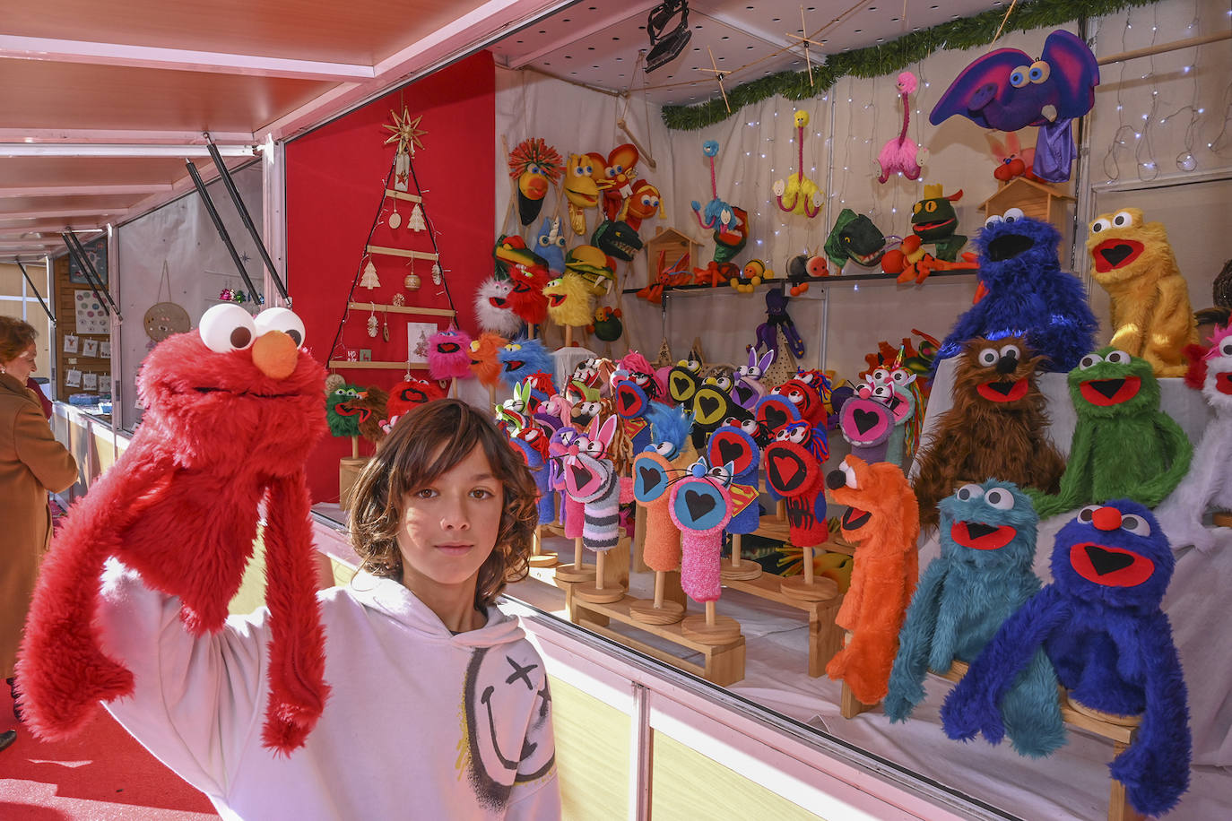 Los guiñoles tradicionales permanecen como un regalo divertido y educativo.