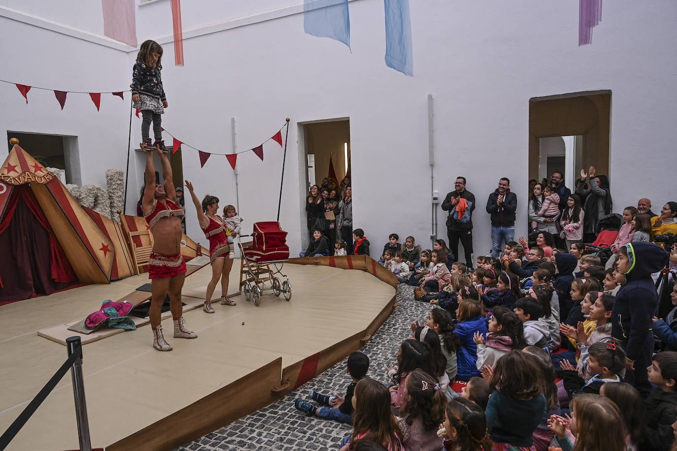 Solidaridad a golpe de migas