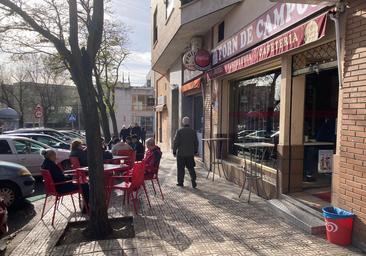 Atracan dos cafeterías más en Badajoz a punta de pistola