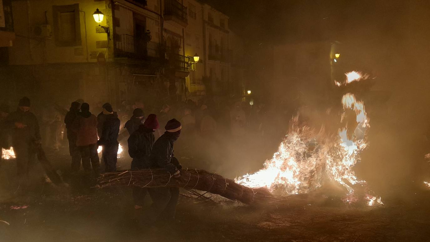 Los Escobazos, en imágenes