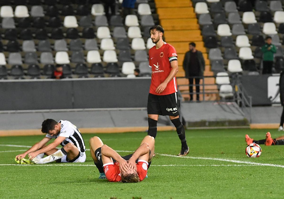 Final del partido entre el Badajoz y el Montijo.