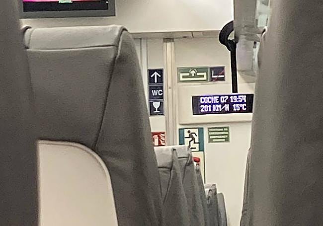 A las 19.54 el tren alcanzó brevemente una velocidad de 201 km/hora. hoy