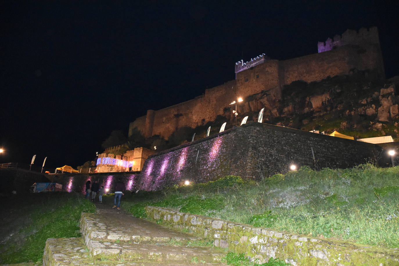 El Castillo de Luna deslumbra para recibir la Navidad