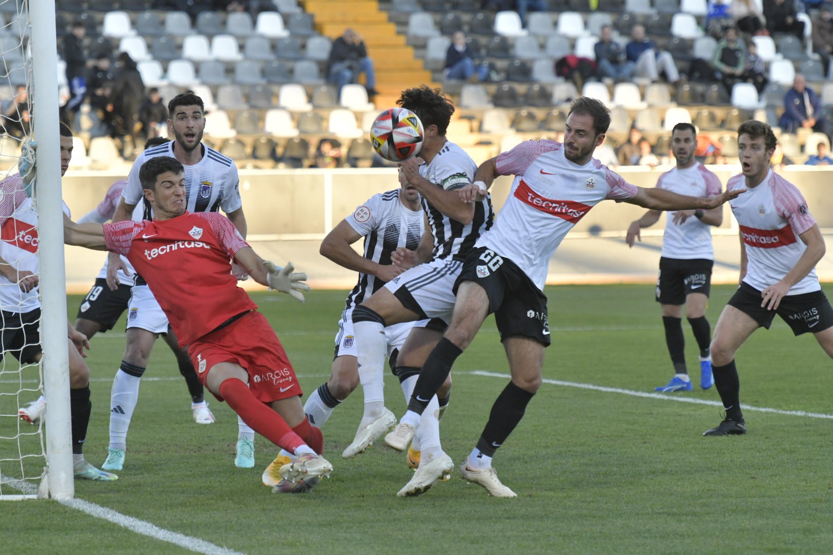 El CD Badajoz despide el año sin goles en el Nuevo Vivero