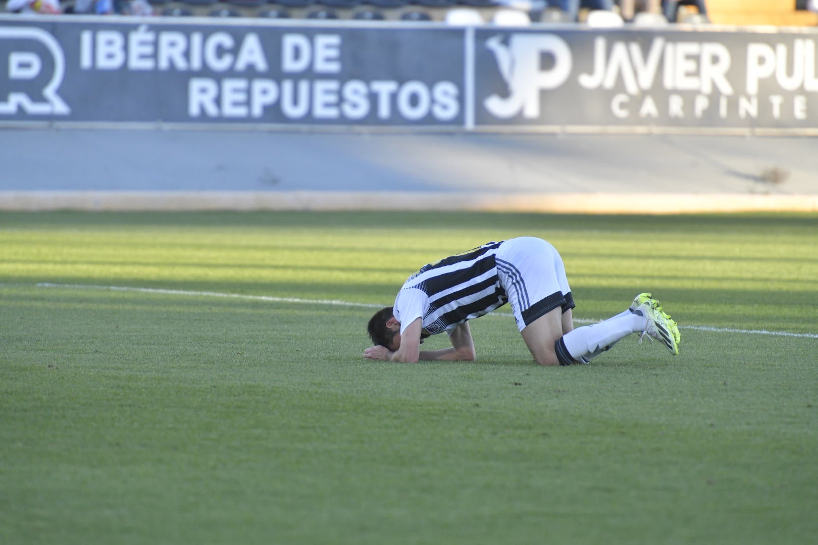 El CD Badajoz despide el año sin goles en el Nuevo Vivero