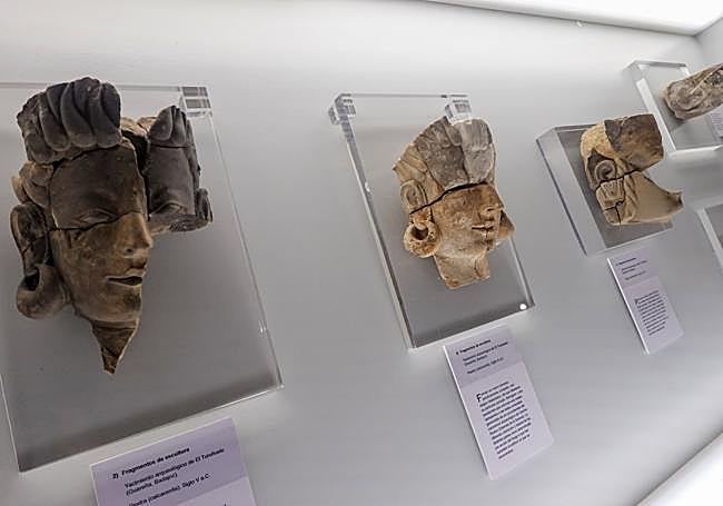 Los rostros de los relieves tartésicos fueron expuestos el Museo Arqueológico de Badajoz.