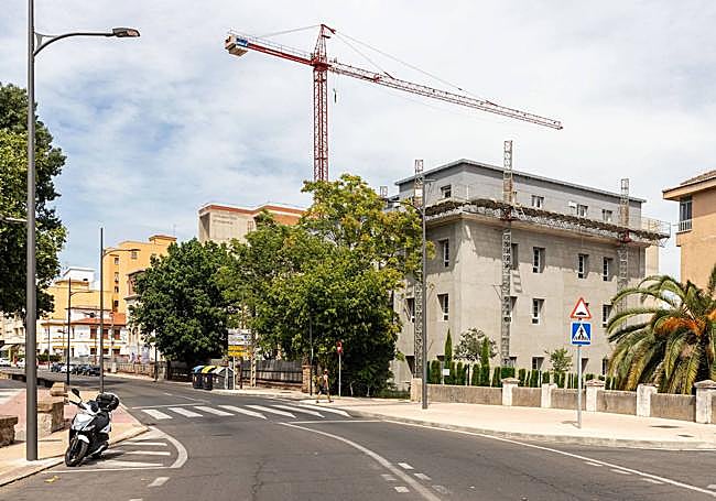 El Consistorio ha resuelto el contrato de las obras con la empresa adjudicataria por el incumplimiento de plazos.