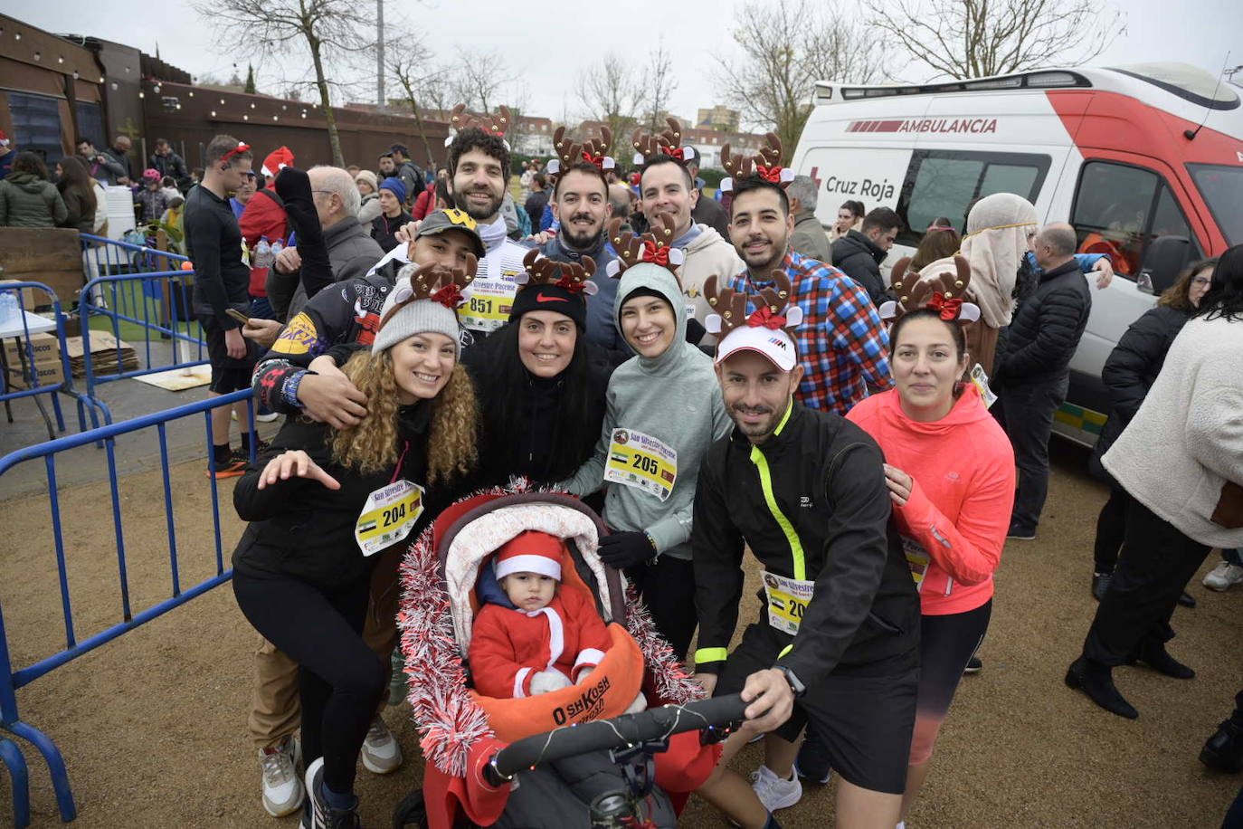 Búscate en las imágenes de la San Silvestre de Badajoz (I)