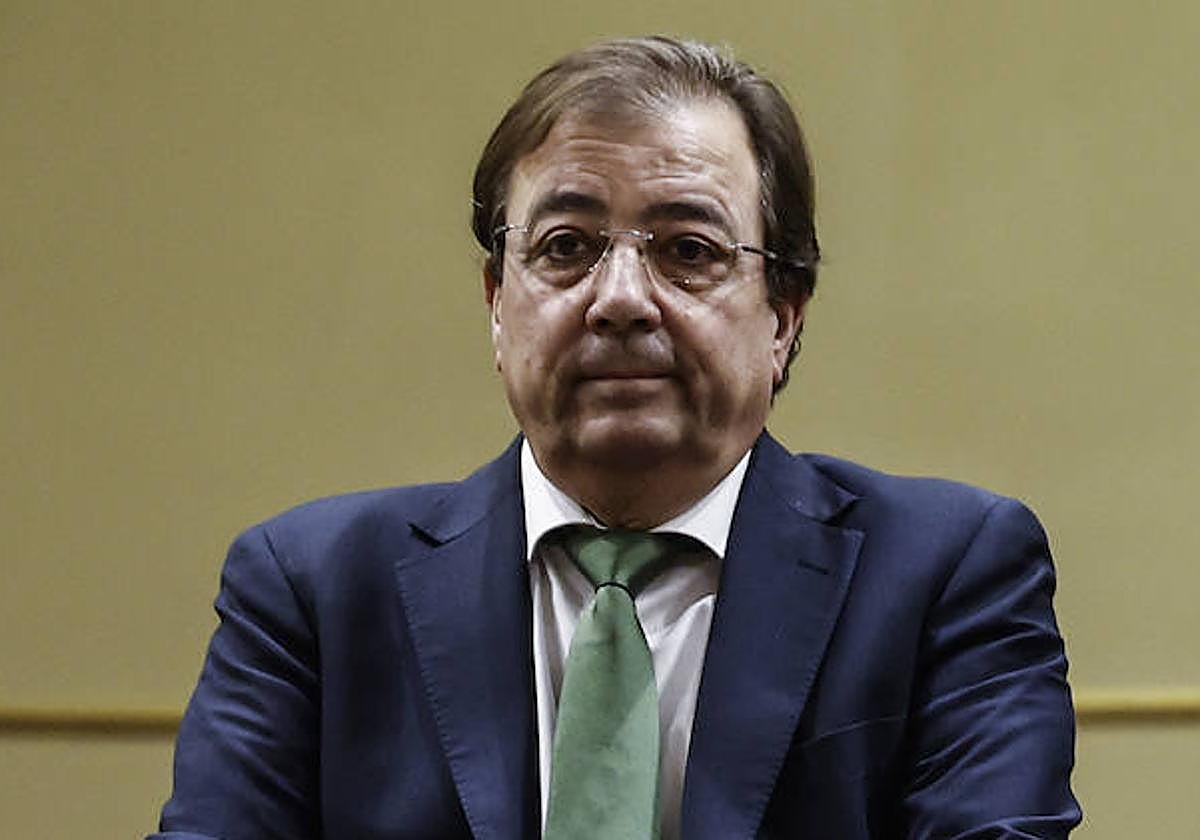 Vara insta al socialismo extremeño a «tener puesta su mirada en el futuro más inmediato» tras un «durísimo» 2023