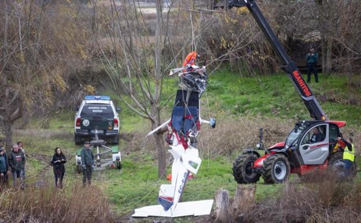 Hallan el cuerpo del piloto fallecido en el accidente del ultraligero de Valladolid