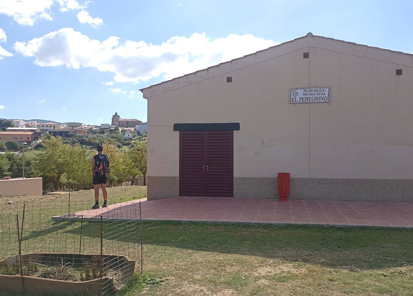 El Albergue Municipal ‘El Peregrino’, en pleno camino hacia Guadalupe.