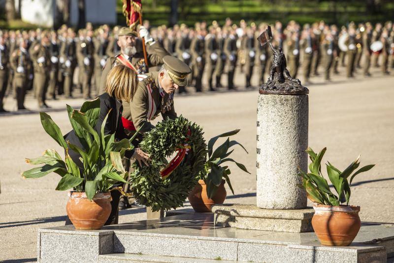 Fotos: Multitudinaria Jura de Bandera en el Cefot de Cáceres