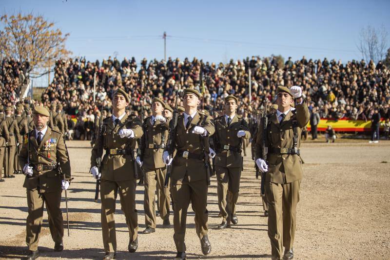 Fotos: Multitudinaria Jura de Bandera en el Cefot de Cáceres