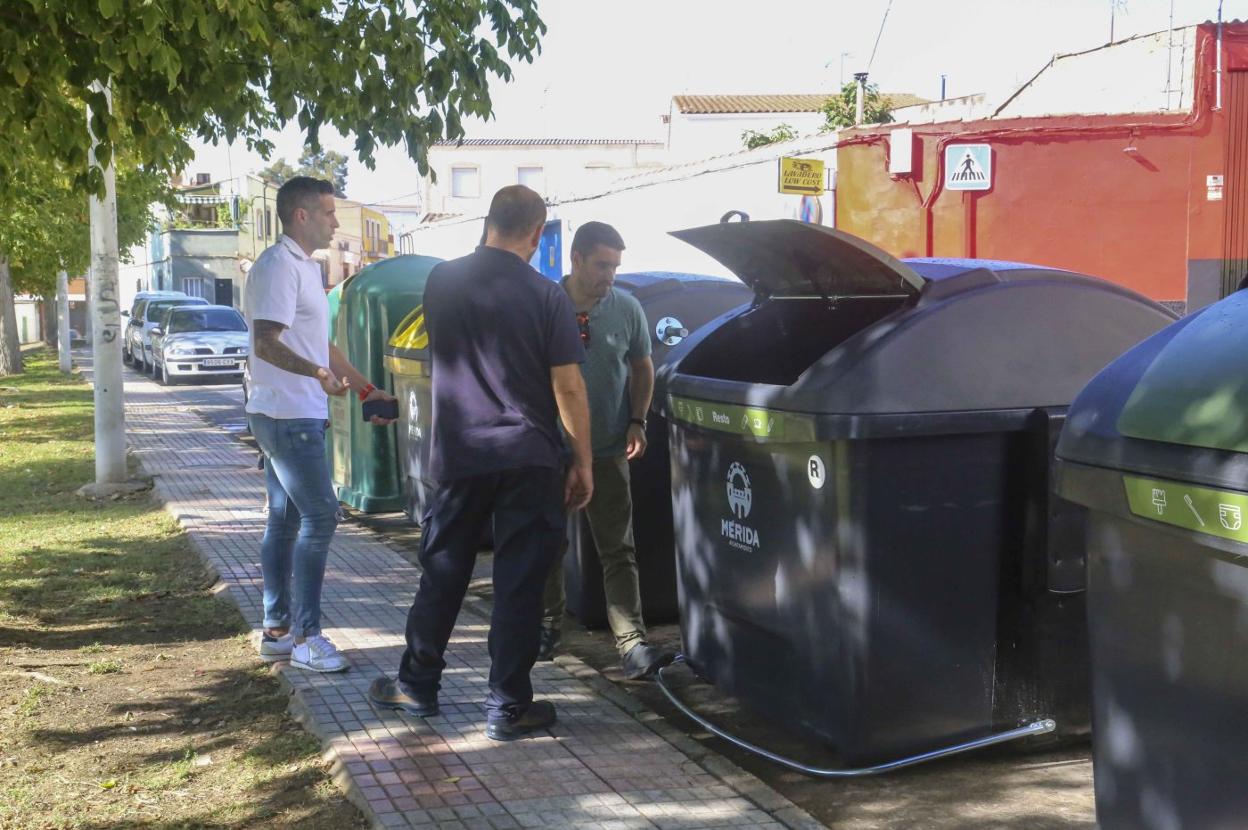 Probando los nuevos contenedores que se pusieron en septiembre. 