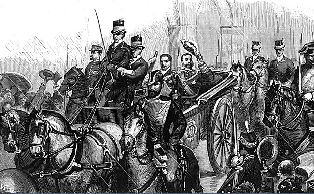 Luis I y Alfonso XII en la Plaza Mayor de Cáceres el 8 de octubre de 1881. 