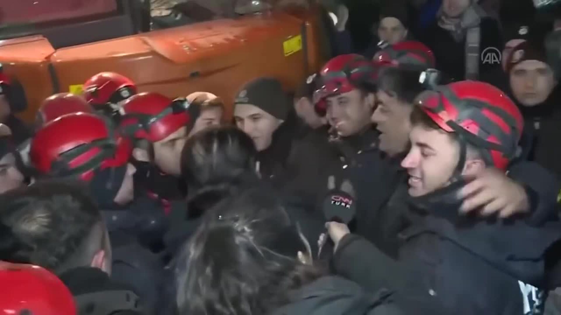 Ascienden a más de 21.000 los fallecidos por los terremotos en Turquía y Siria