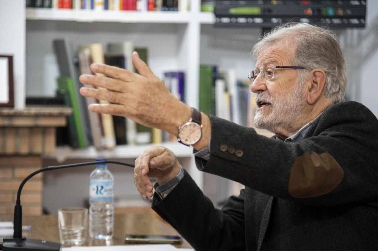 Rodríguez Ibarra, en un momento de la entrevista. 