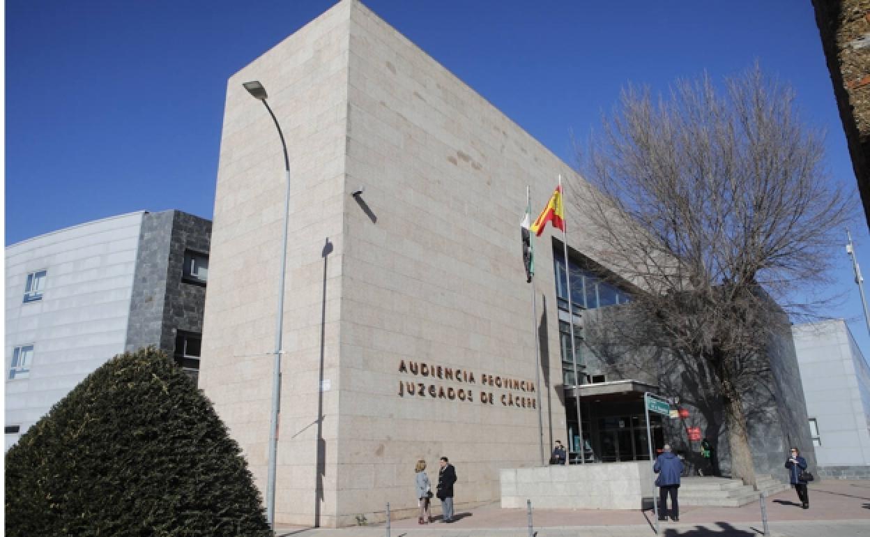 EL juicio se celebrará en la Audiencia Provincial de Cáceres.