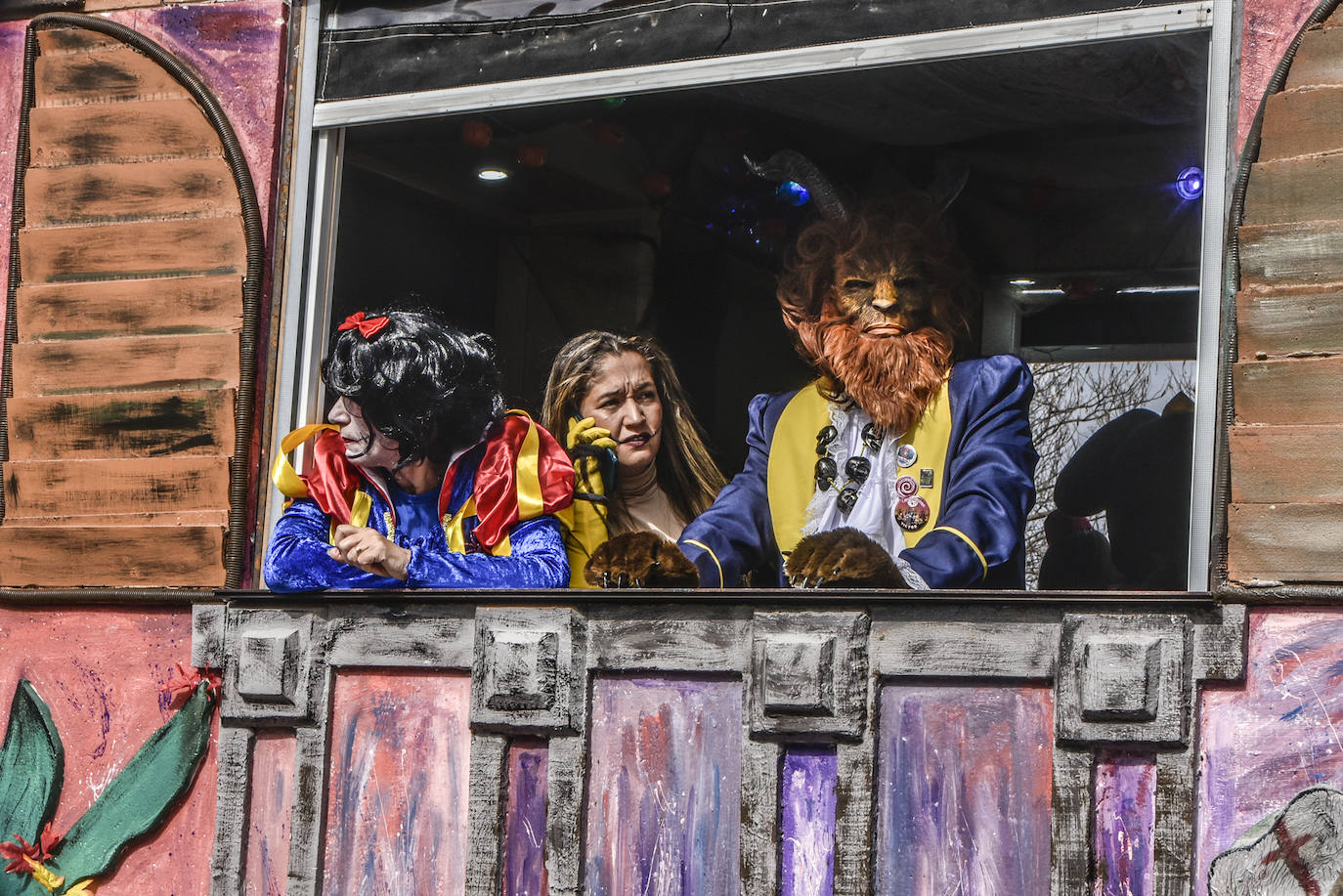 Fotos: Imágenes del desfile de artefactos del Carnaval de Badajoz