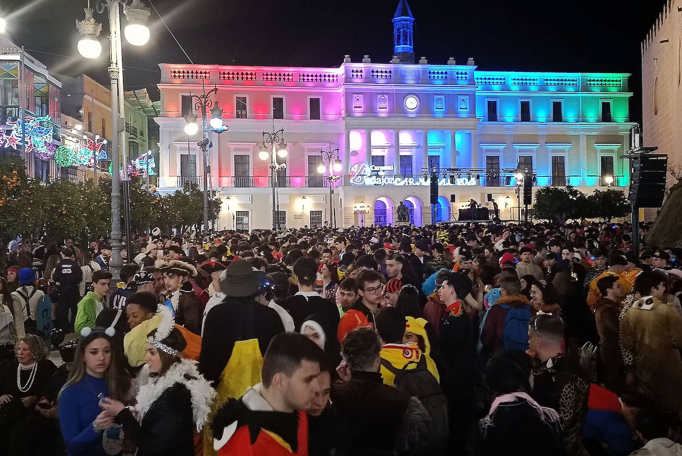 Fotos: Carnaval | Imágenes de la noche de sábado en Badajoz