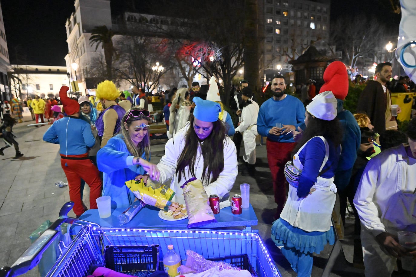 Fotos: Así se vive el lunes de carnaval en Badajoz