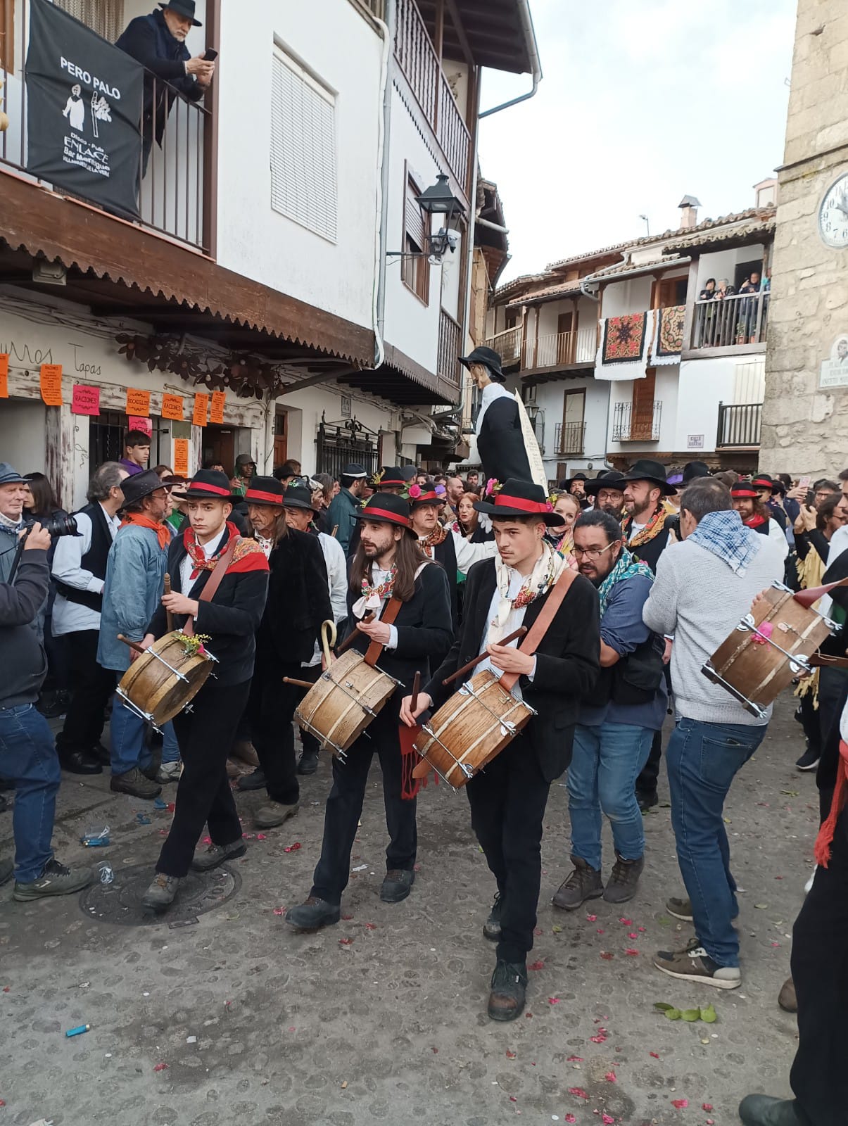 Fotos: Villanueva de la Vera ajusticia al Peropalo