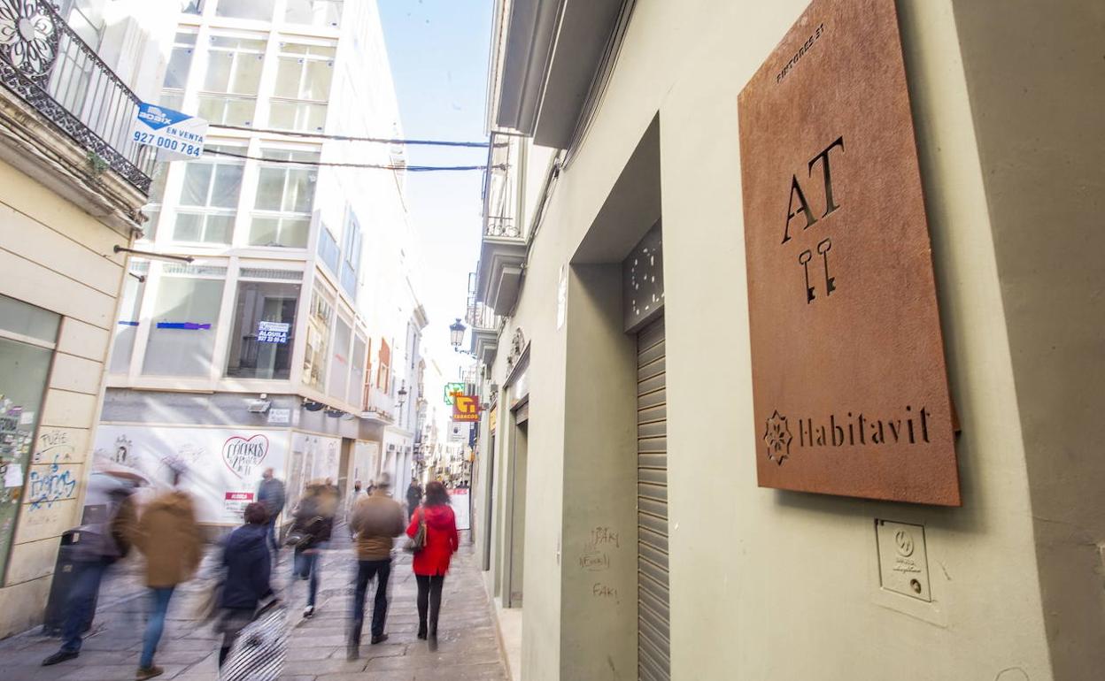 Imagen de apartamentos turísticos de la calle Pintores, en Cáceres. 