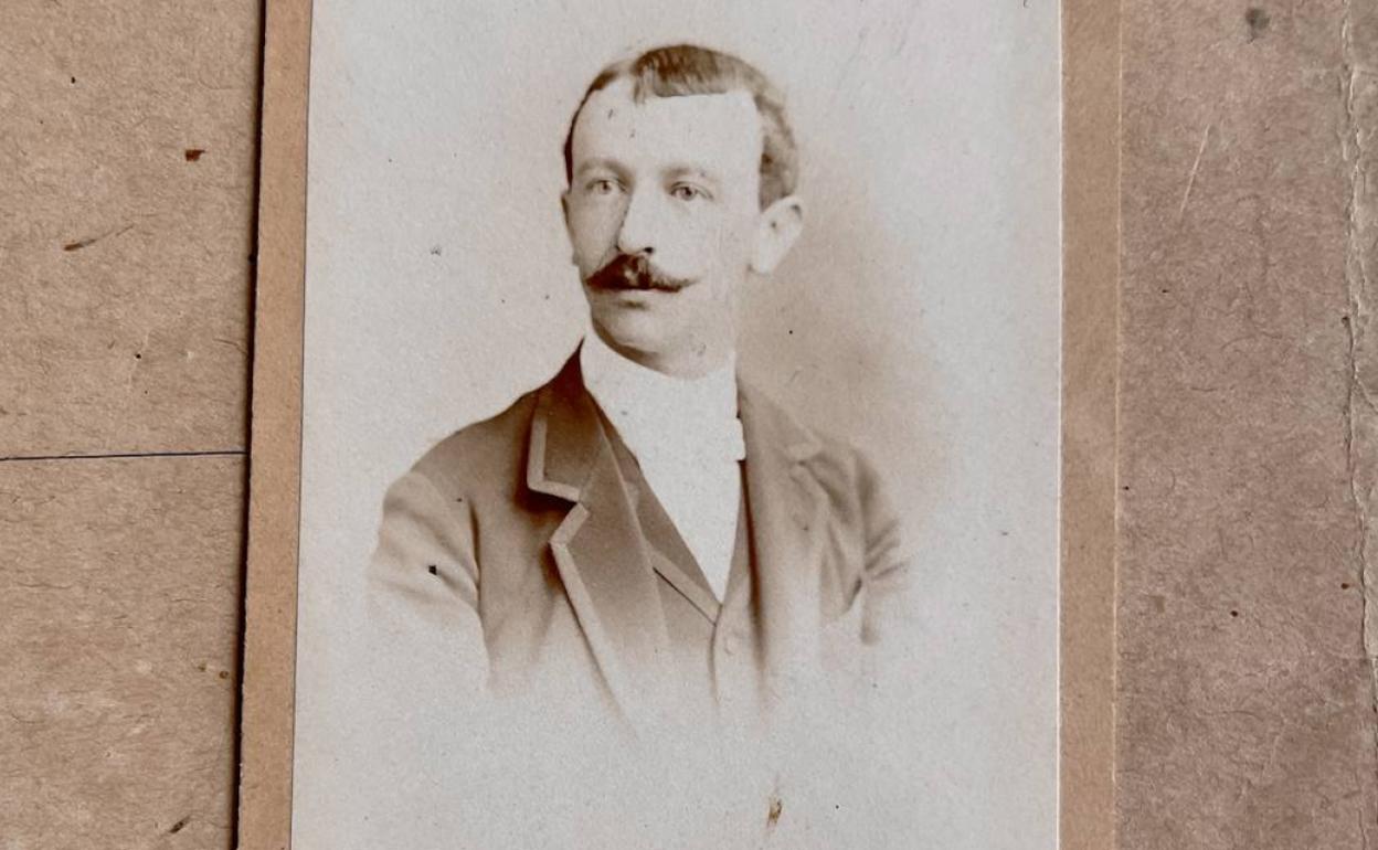 Gastón Bertier Descaves (Orleans, 1859-Madrid, 1912), en una foto familiar que conserva su nieta Concepción. 