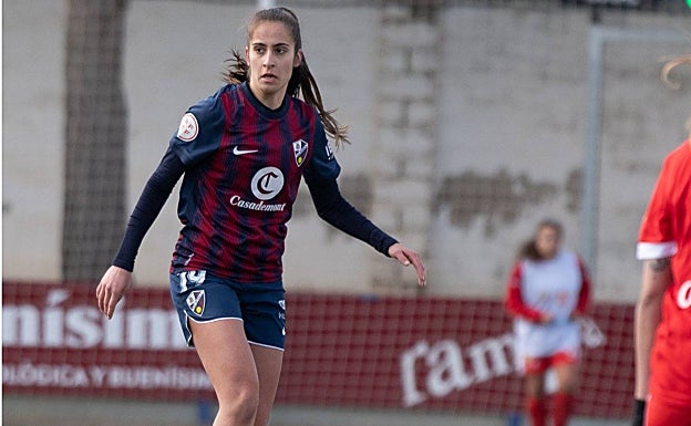 La futbolista extremeña en el Huesca durante esta temporada. 