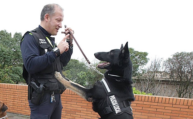 Julio Bejarano con Nero en el año 2014. 