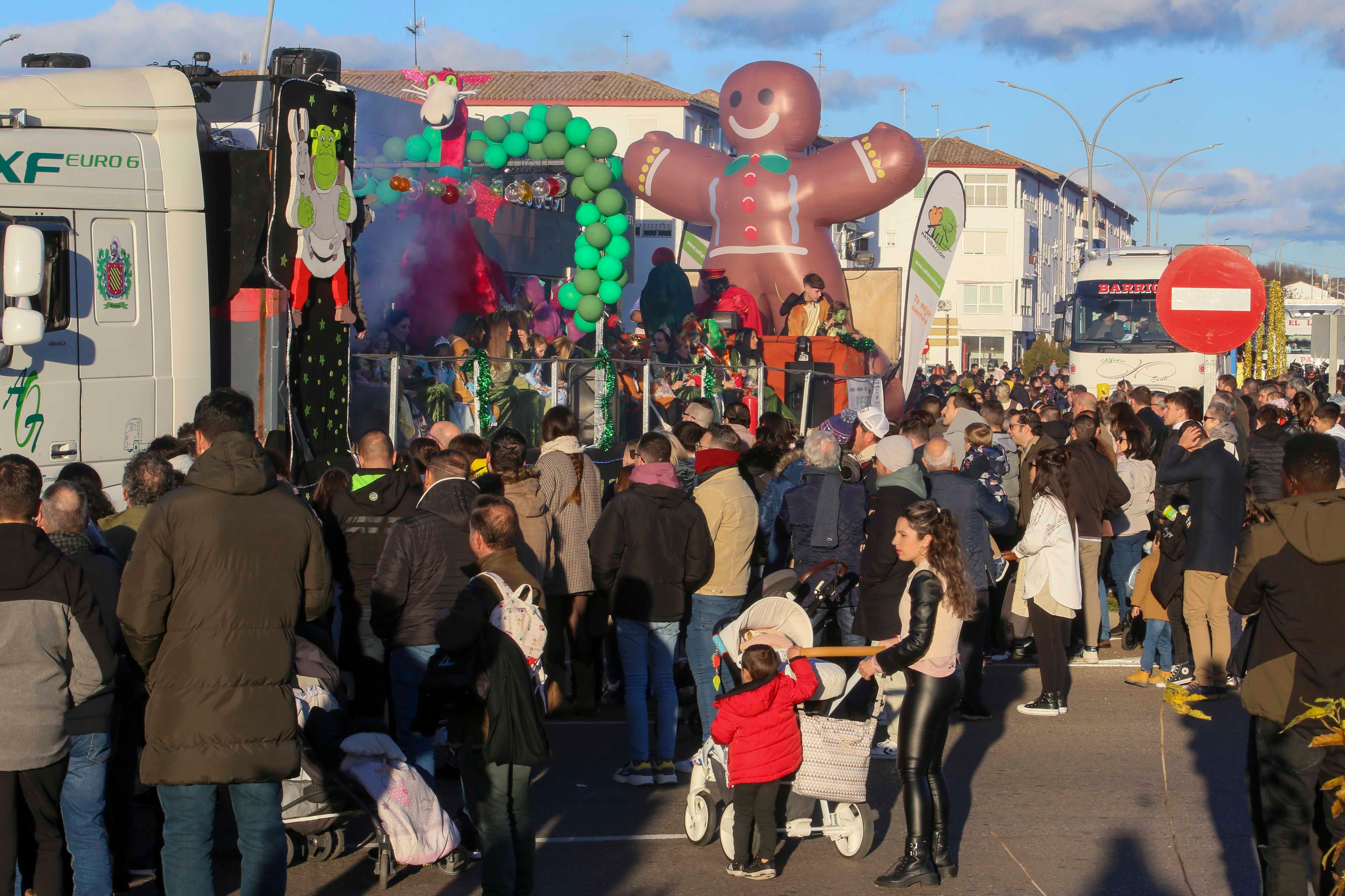 Búscate en el cortejo de los Reyes Magos en Mérida