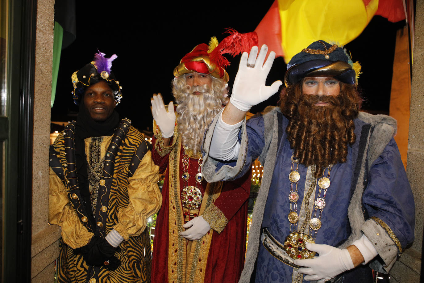 El desfile de los Reyes Magos en Cáceres en imágenes