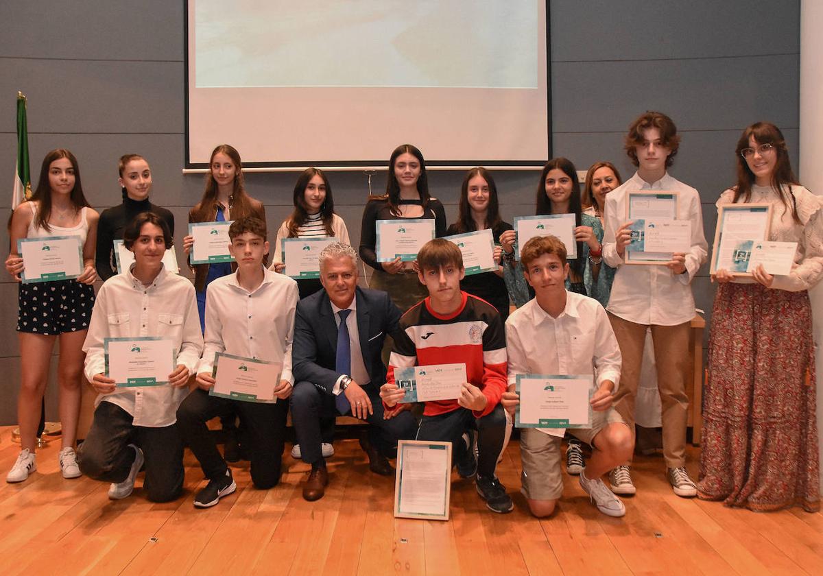 Premios de hasta 500 euros en el concurso escolar 'Santiago Castelo'