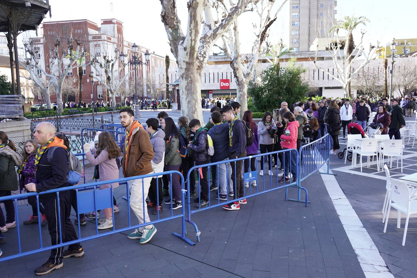 2.500 raciones de migas solidarias en Badajoz