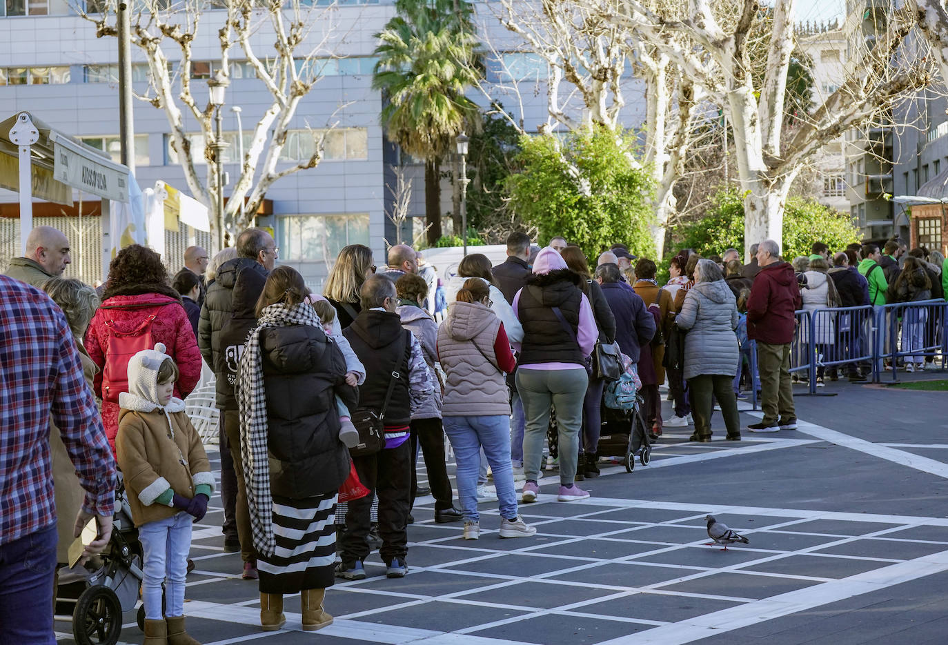 2.500 raciones de migas solidarias en Badajoz