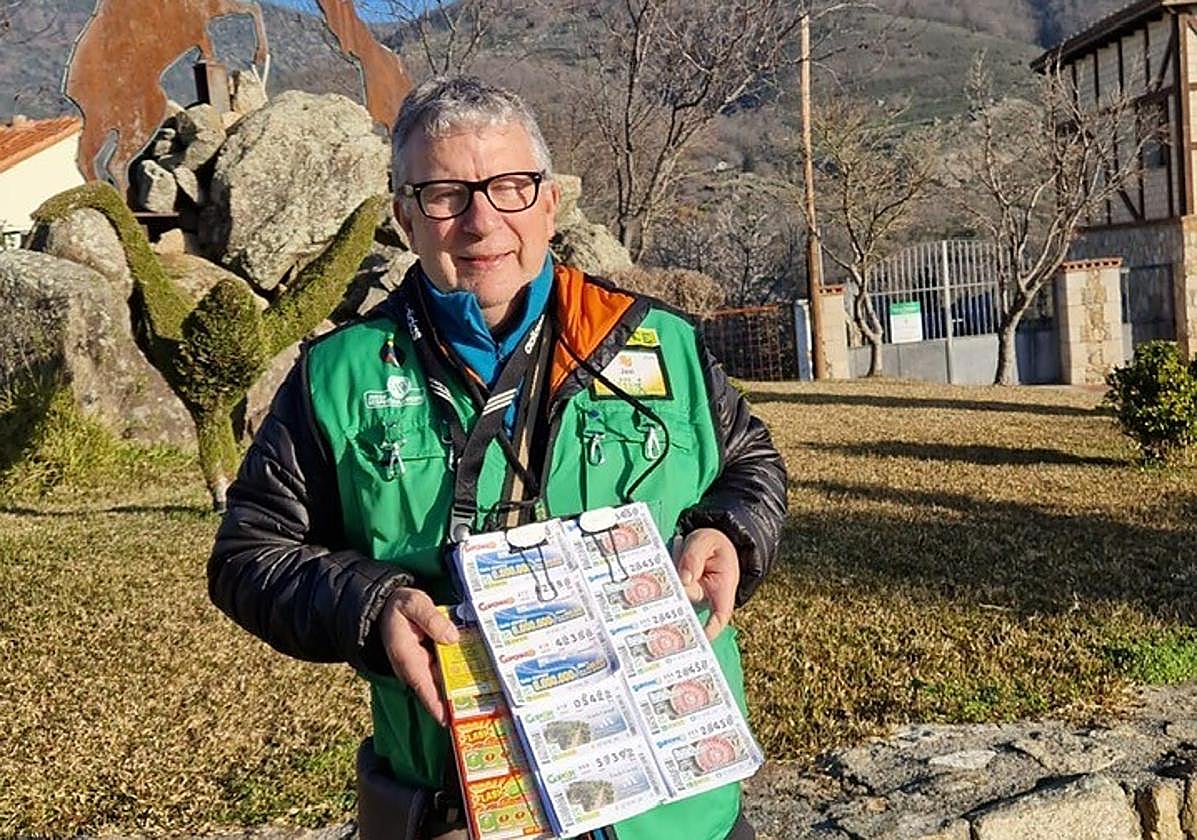 Francisco Javier Godoy Martín repartió la suerte por Losar de la Vera