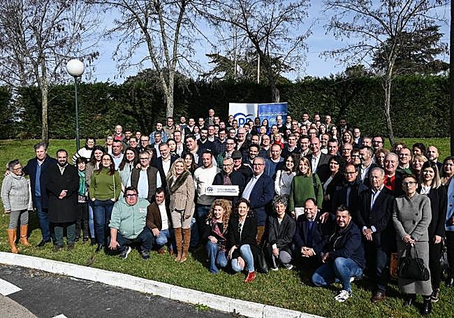 Los alcaldes extremeños del PP firman un manifiesto por la igualdad de ...