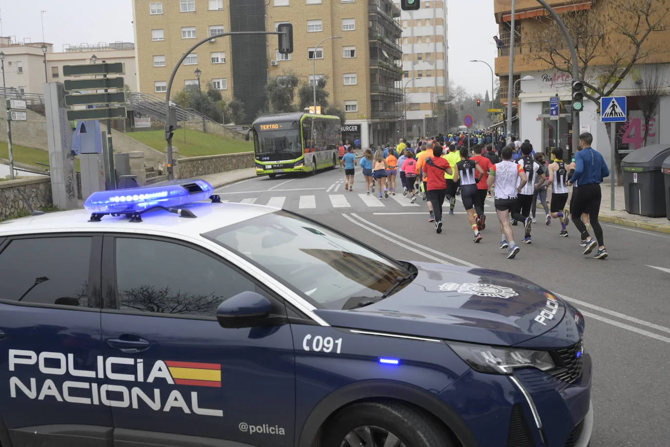 La Policía Local de Badajoz ya usa cepos en coches mal estacionados en el  Casco Antiguo - Badajoz - COPE